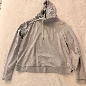 VUORI Halo Essential Hoodie - Gray - M